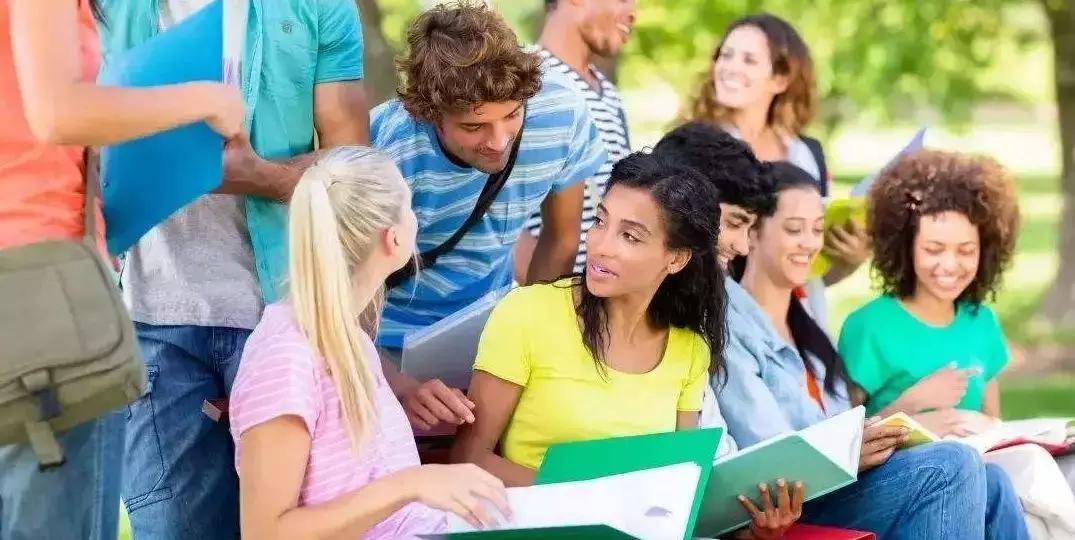 中国历史常识1000题:高效学习指南,轻松掌握历史知识,告别死记硬背 中国历史常识1000题:高效学习指南,轻松掌握历史知识,告别死记硬背