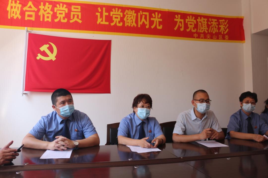 生活百科类题目全解析:轻松掌握衣食住行实用技巧,让生活更便捷快乐 生活百科类题目全解析:轻松掌握衣食住行实用技巧,让生活更便捷快乐